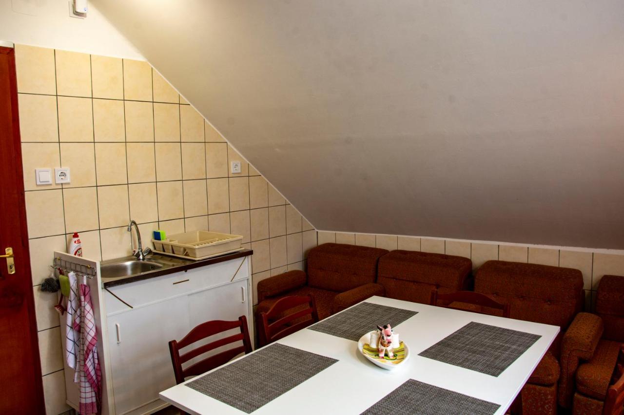 Luca Apartman Esztergom Buitenkant foto