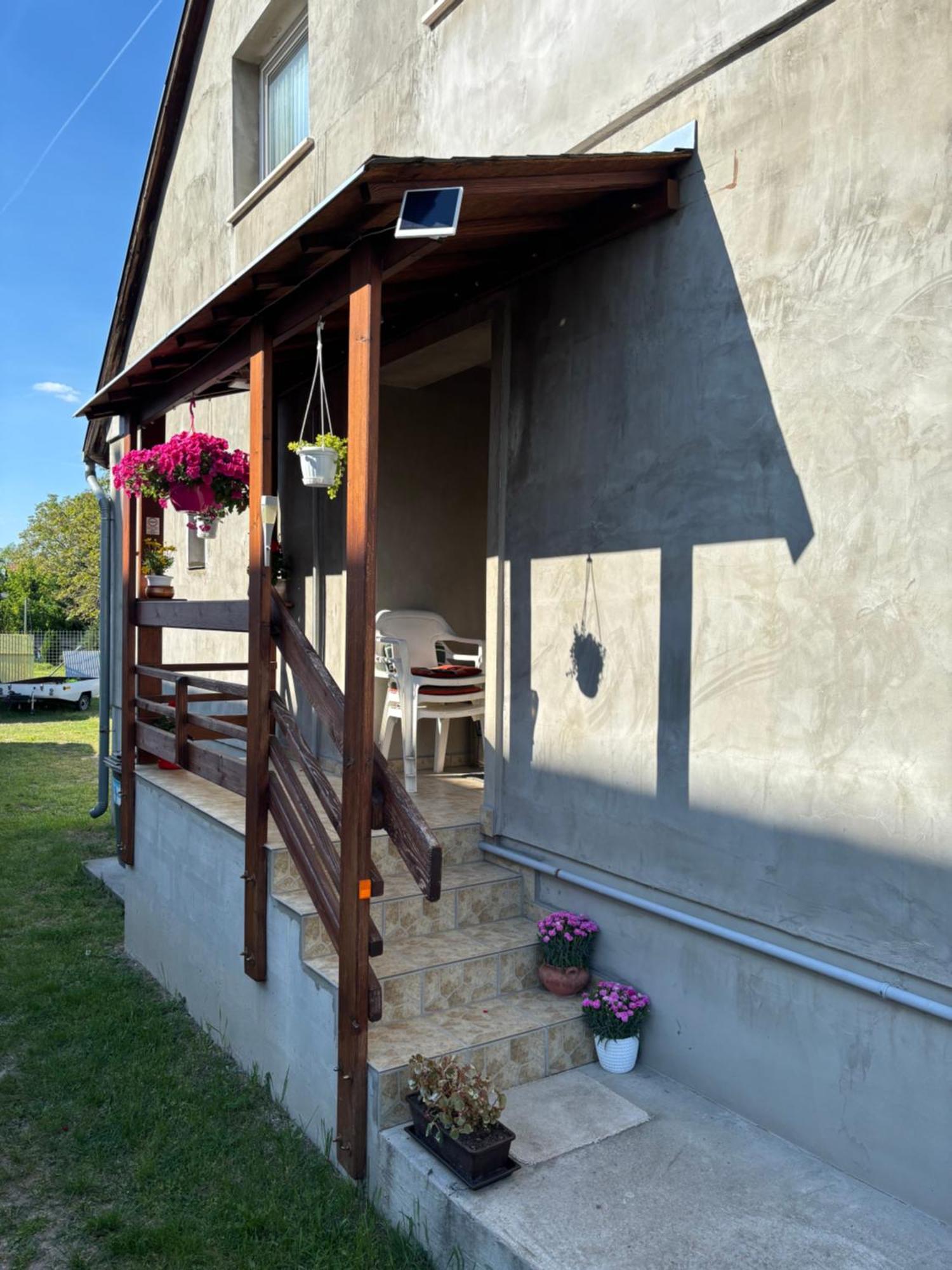 Luca Apartman Esztergom Buitenkant foto