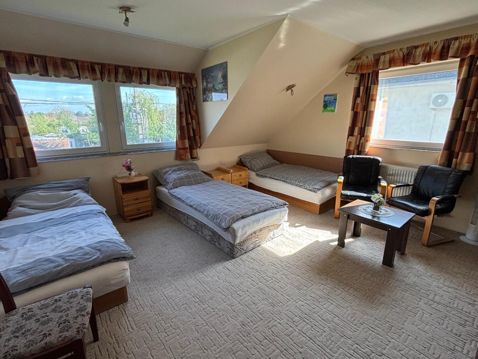 Luca Apartman Esztergom Buitenkant foto